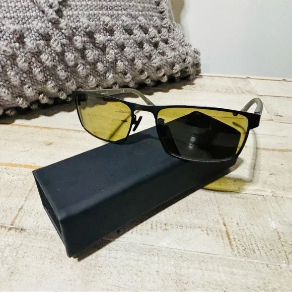 Like new! Champion Elite Black Frames CUFl006004CG - Picture 2 of 5